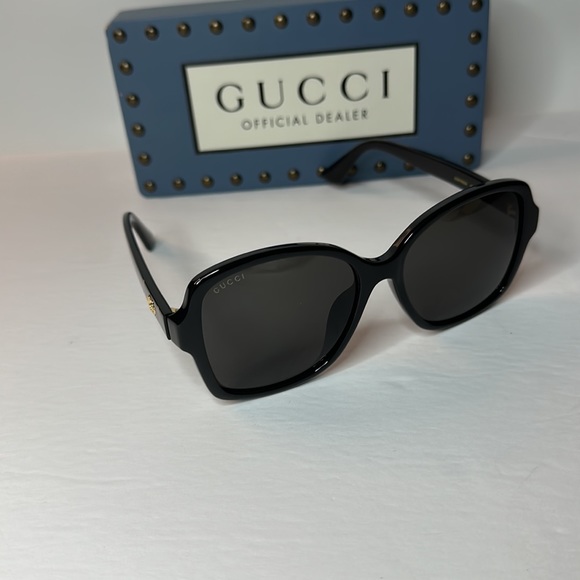 New Gucci Women's Gg0765SA 57mm Rectangle Sunglasses - Picture 6 of 17